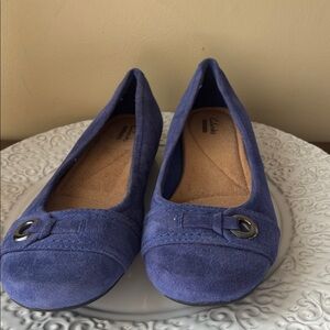 Clarks Indigo Suede Flats with Faux Buckle size 7 NWOT